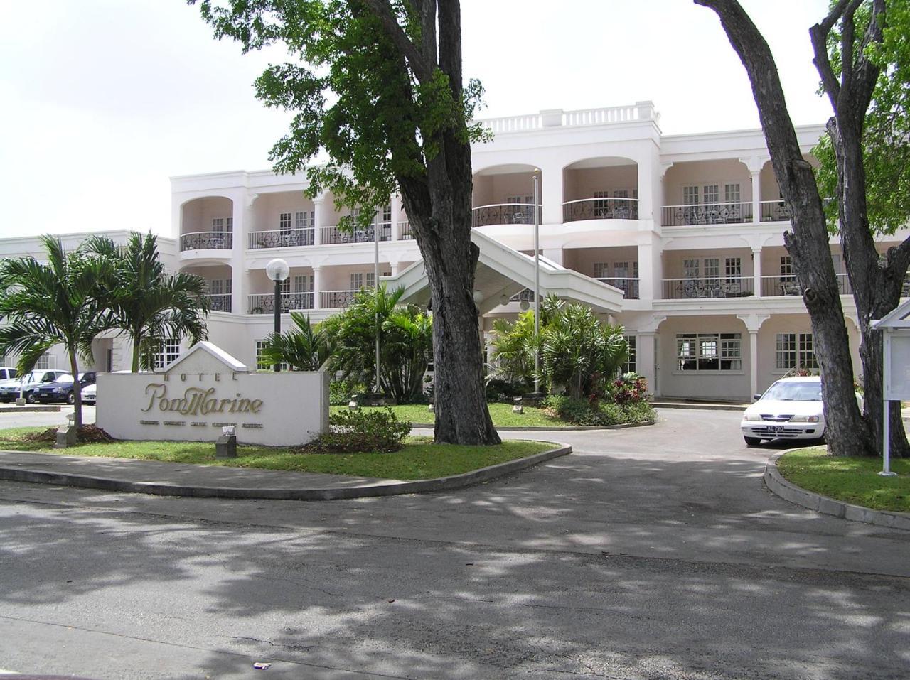 ברידג'טאון Hotel Pommarine מראה חיצוני תמונה